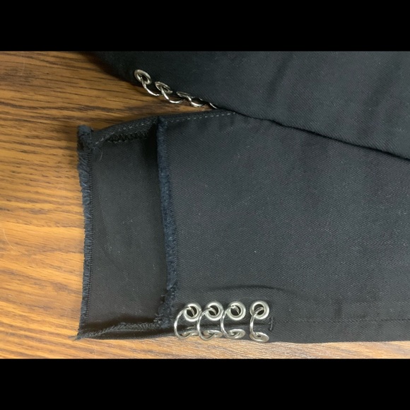 Mavi Tess Jeans, black w piercing loops & step hem - Picture 3 of 7